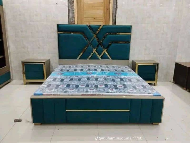 room bed set available 4