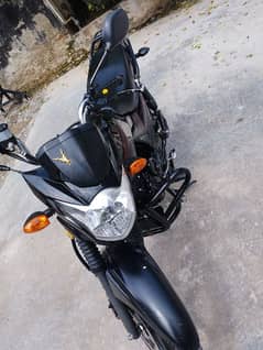 SUZUKI GR 150 2021 BLACK