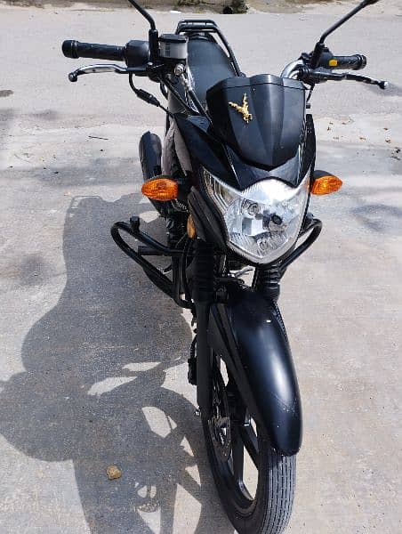 SUZUKI GR 150 2021 BLACK 12