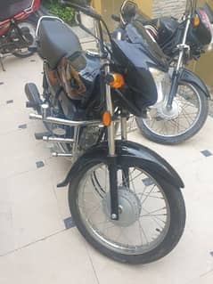 Honda Pridor used only one hand