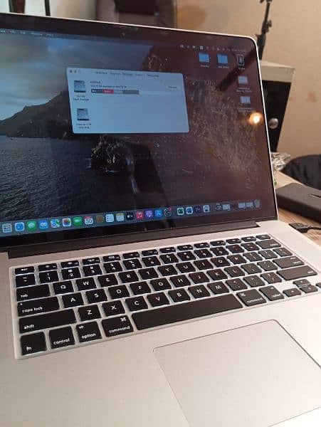 APPLE MAC BOOK PRO 2015 MID 15 RATINA DISPLAY CONDITION 10/10 1