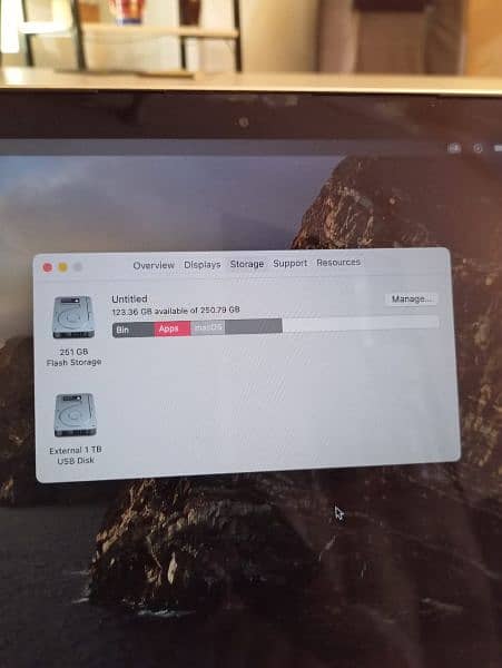 APPLE MAC BOOK PRO 2015 MID 15 RATINA DISPLAY CONDITION 10/10 3