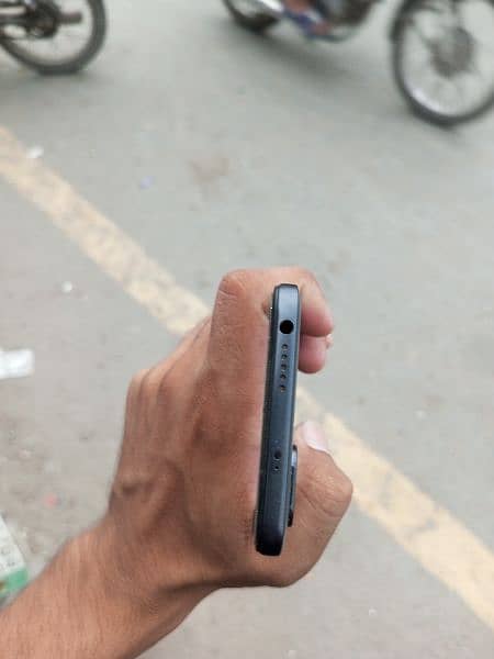 Redmi note 11 6gb 128gb official pta approved 3