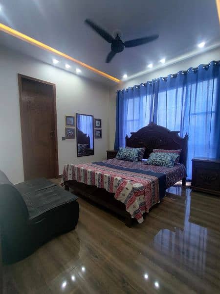 Stylish 5 Marla Fully Furnished House Available For Short Rentals. 10