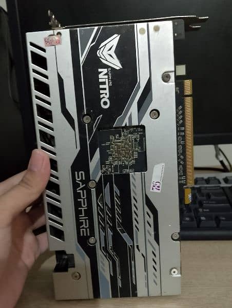 SAPHIRE NITRO RX 560 xt 8gb 2