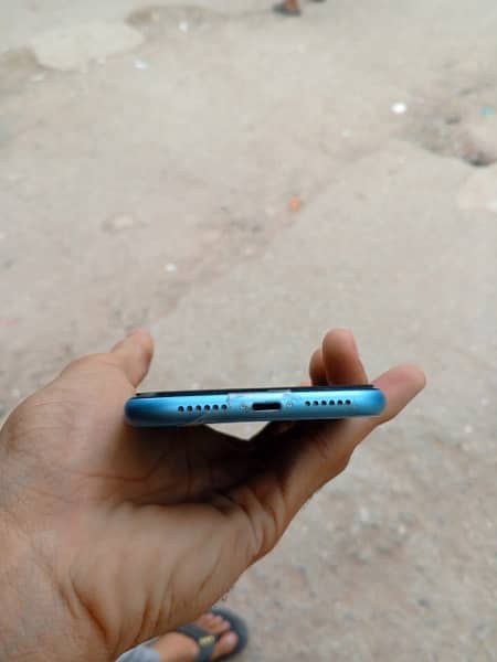 Iphone XR [Urgent sell] 7