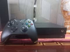 Xbox One X Scorpio project edition. 10/10 condition. 0