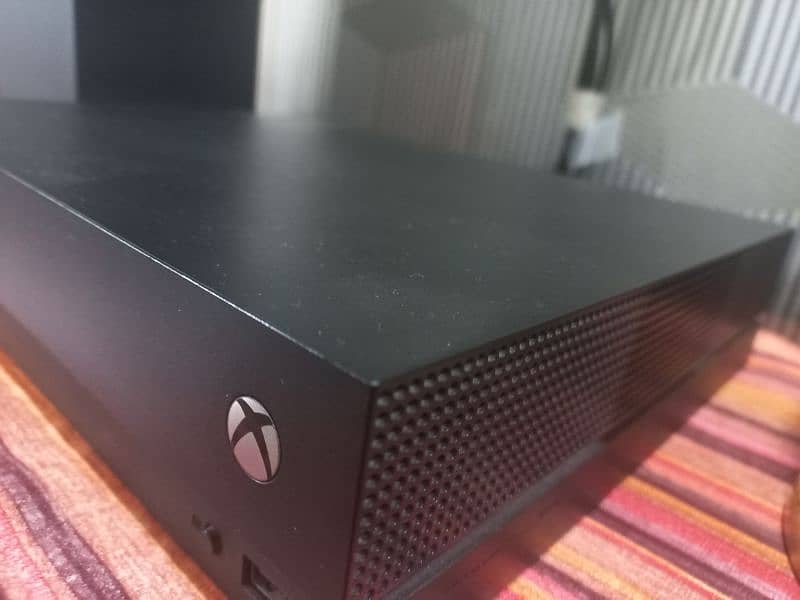 Xbox One X Scorpio project edition. 10/10 condition. 2