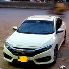 Honda Civic  2018 red metre