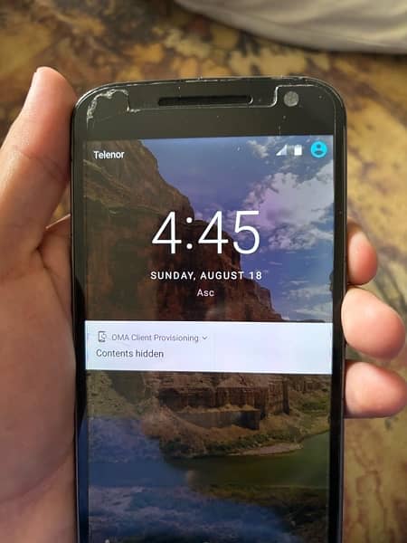 Selling Moto G4 plus in used condition 1
