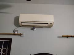 Mitsubishi  1 Ton non inverter running condition (Chilled cooling)