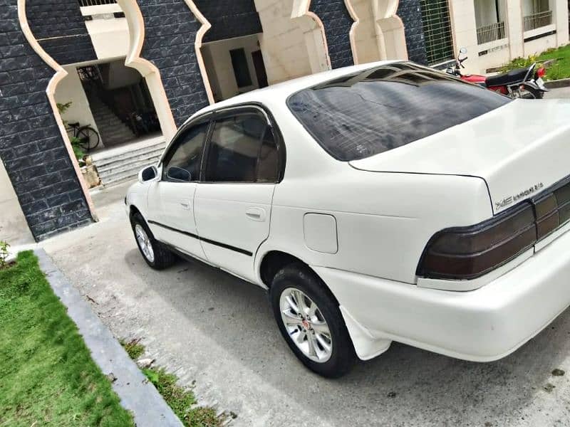 Toyota Corolla XE 1998 13