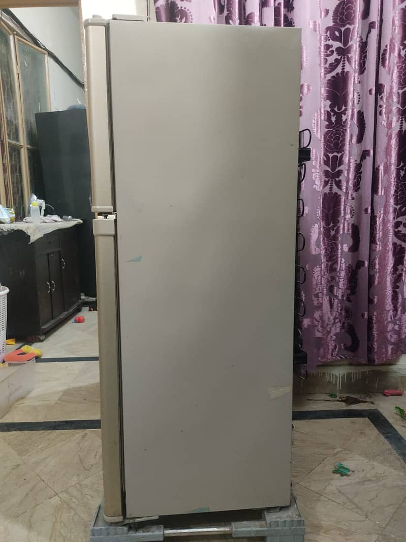 Dawlance Refrigerator with 12 years warranty 1