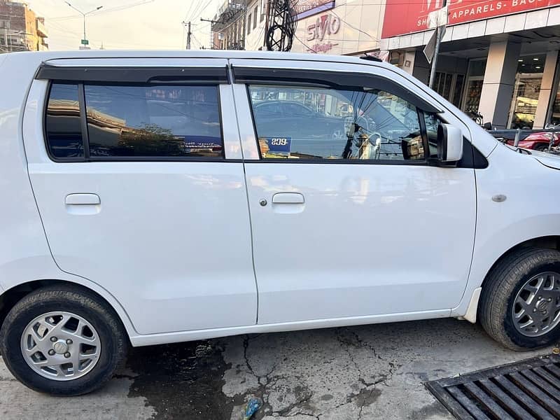 Suzuki Wagon R 2022 3