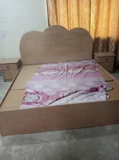 Dubal bed for Sall hy bhot achi halt main hy 03295078156 0