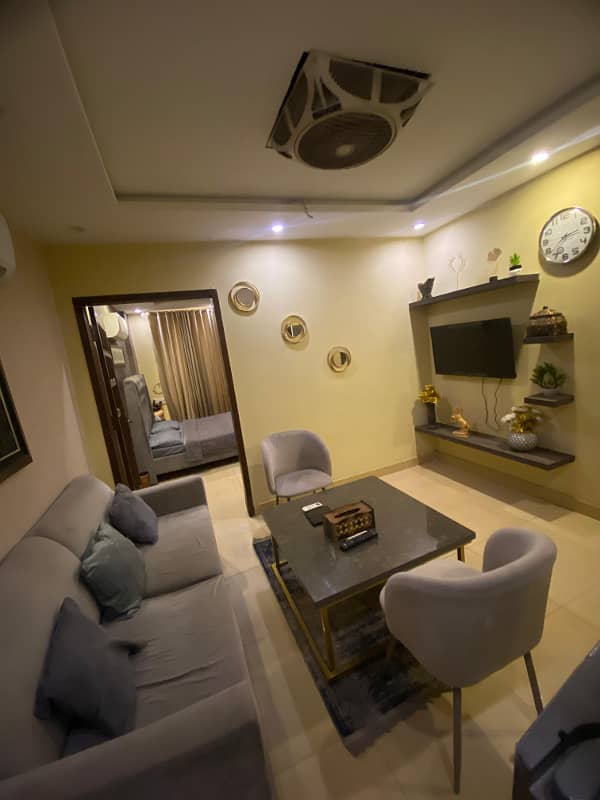 One bedroom VIP apartment for rent for daily bases in bahria town 5