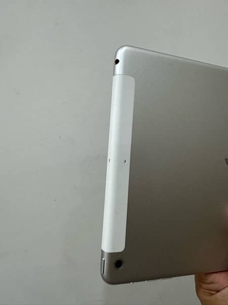 Ipad Air Tab - Wifi and Sim Supported 5