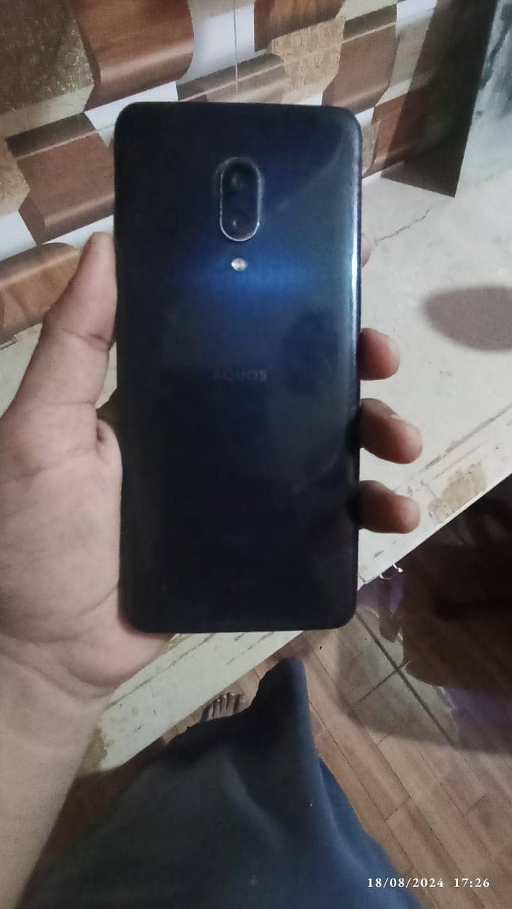 Aquos zero 2 1