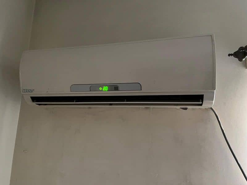 Split AC 1.5 Ton 1