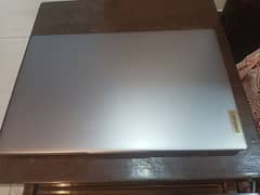 Lenovo IdeaPad slim 3i (15.8 inch screen) 0