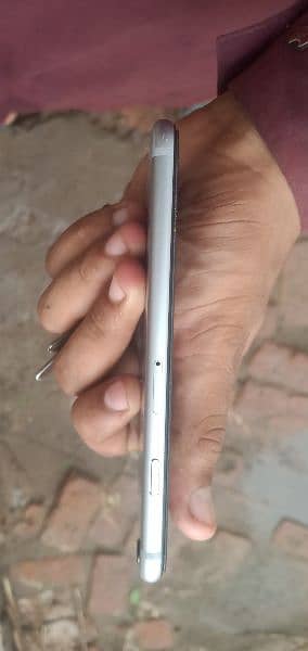 iPhone 6s non PTA 32GB 3