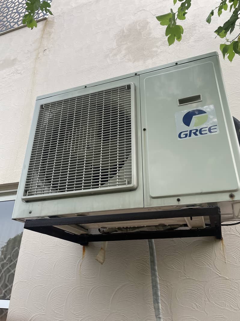 Gree 2 Ton Floor Standing AC limited used on residential property. 5