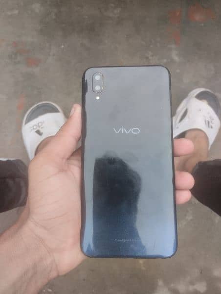 vivo y95.8/256 all ok phone ha koi masla ni ha box ni ha 6