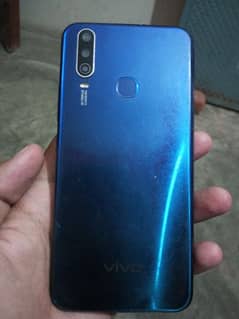 vivo y15