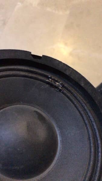 Mid speaker for sale. Its a mid frequency speaker. 5