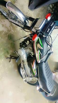 Honda 125 modal 16/17