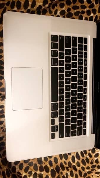 Macbook Pro 1