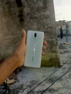 Oppo f11 0