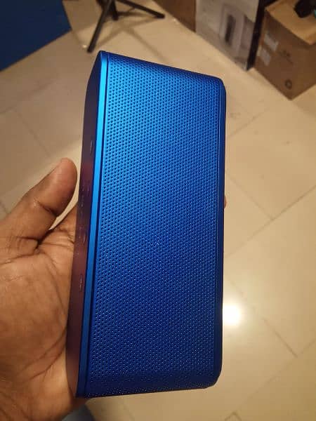 Samsung Level Box Speaker 1