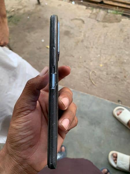 infinix zero x new 6810 2