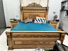 Complete Bed Set (Bed, Side tables, Dressing table, Mattress) for Sale 0