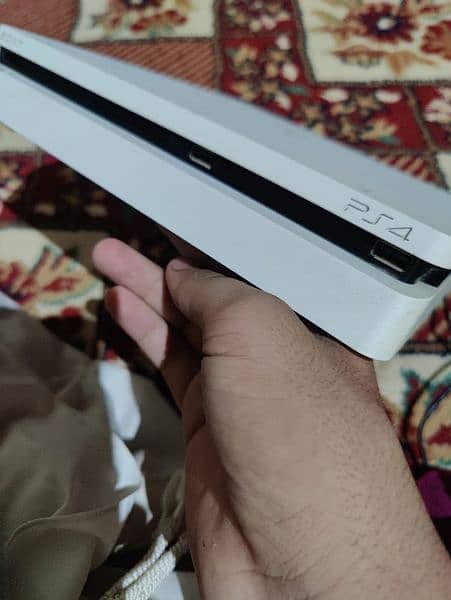 PS4 slim jailbrak 500 gb with 1 control 9