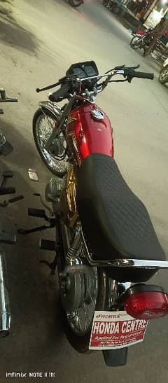 hounda 125 self gold edition