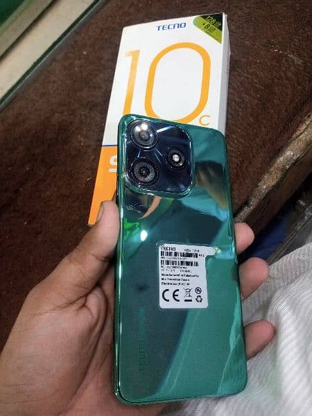 Tecno spark 10c complete Box 4