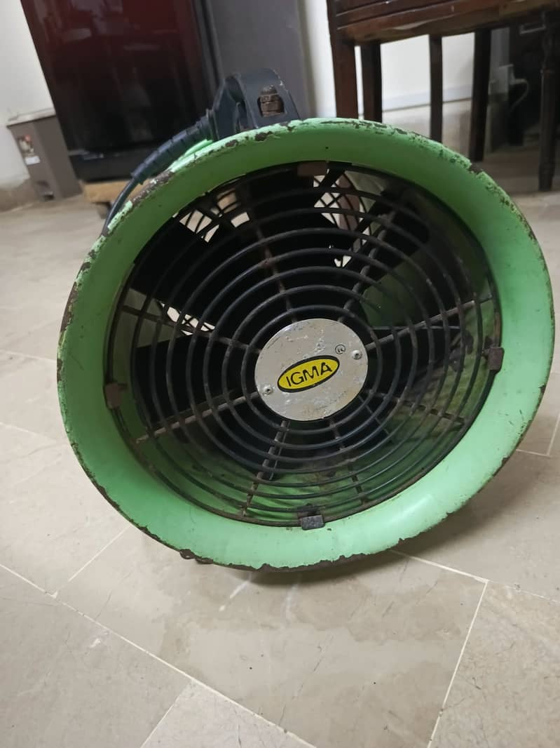 Portable exhaust fan 0