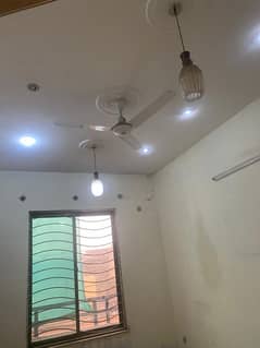 Upper portion for rent in Kashmir market near afghan colony 0