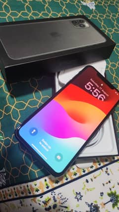 iPhone 11 pro max 256 GB with box Non pta 0