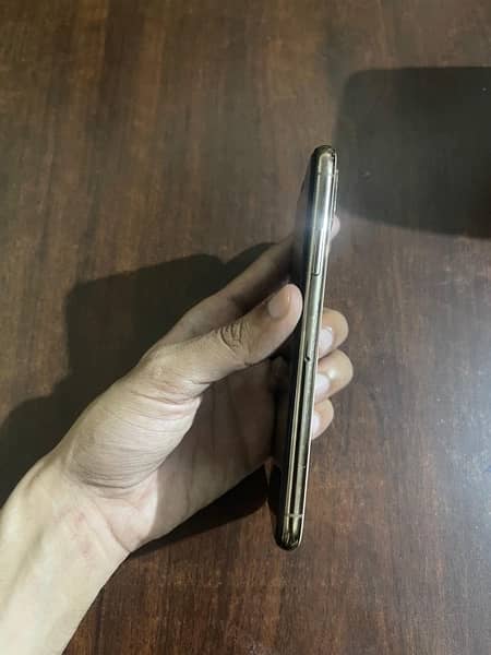 iphone xs 64gb non pta factory unlock urgent sale 1