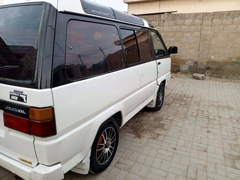 Toyota Lite Ace 1996 8