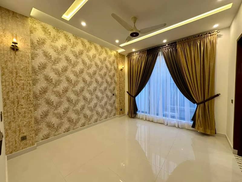 Luxurious Designer 10 Marla Brand New House For Sale In Bahria Town Lahore 6