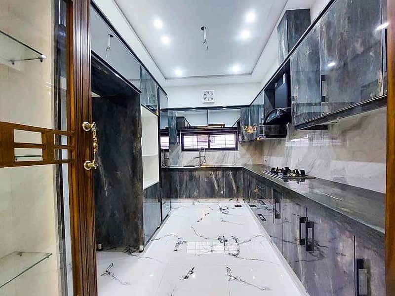 Luxurious Designer 10.66 Marla Brand New House For Sale In Bahria Town Lahore 11