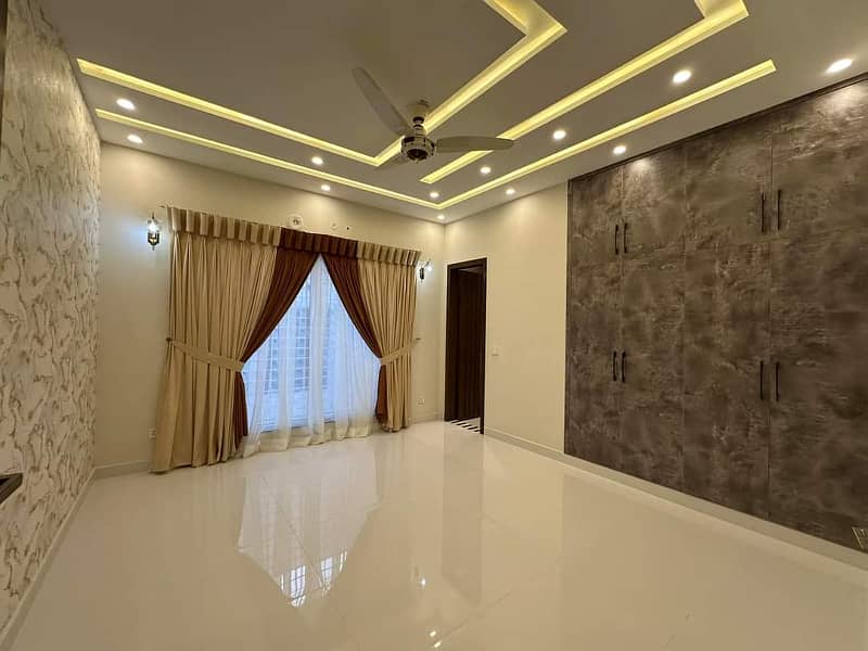 Luxurious Designer 10 Marla Brand New House For Sale In Bahria Town Lahore 8