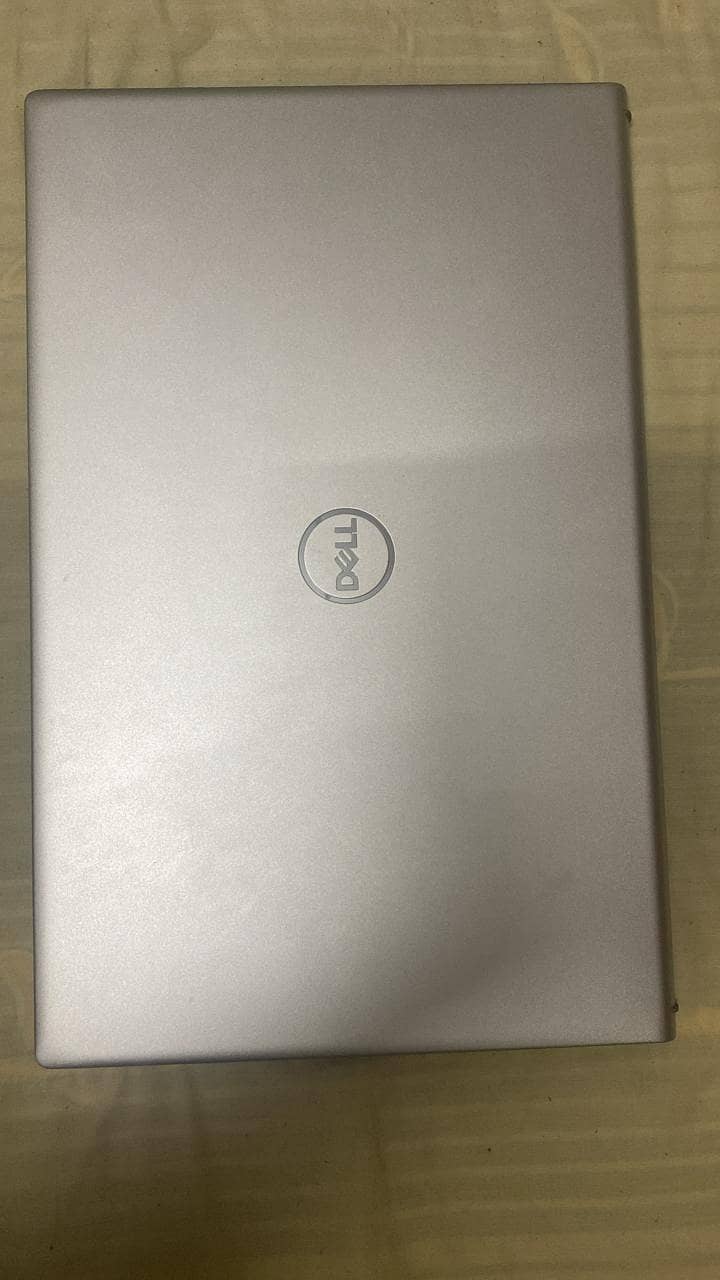 Dell Inspiron15 5515 AMD R7 5700 11th gen 4