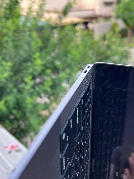 MacBook Air M1 2020,  8GB (with free connectors) 2