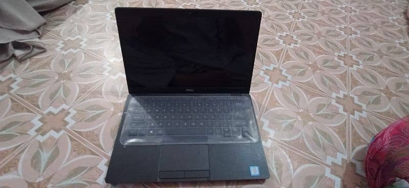 Dell latitude core i5 8th generation touch bazer less 10