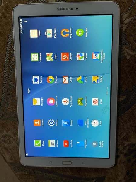 Samsung Galaxy Tab E 6